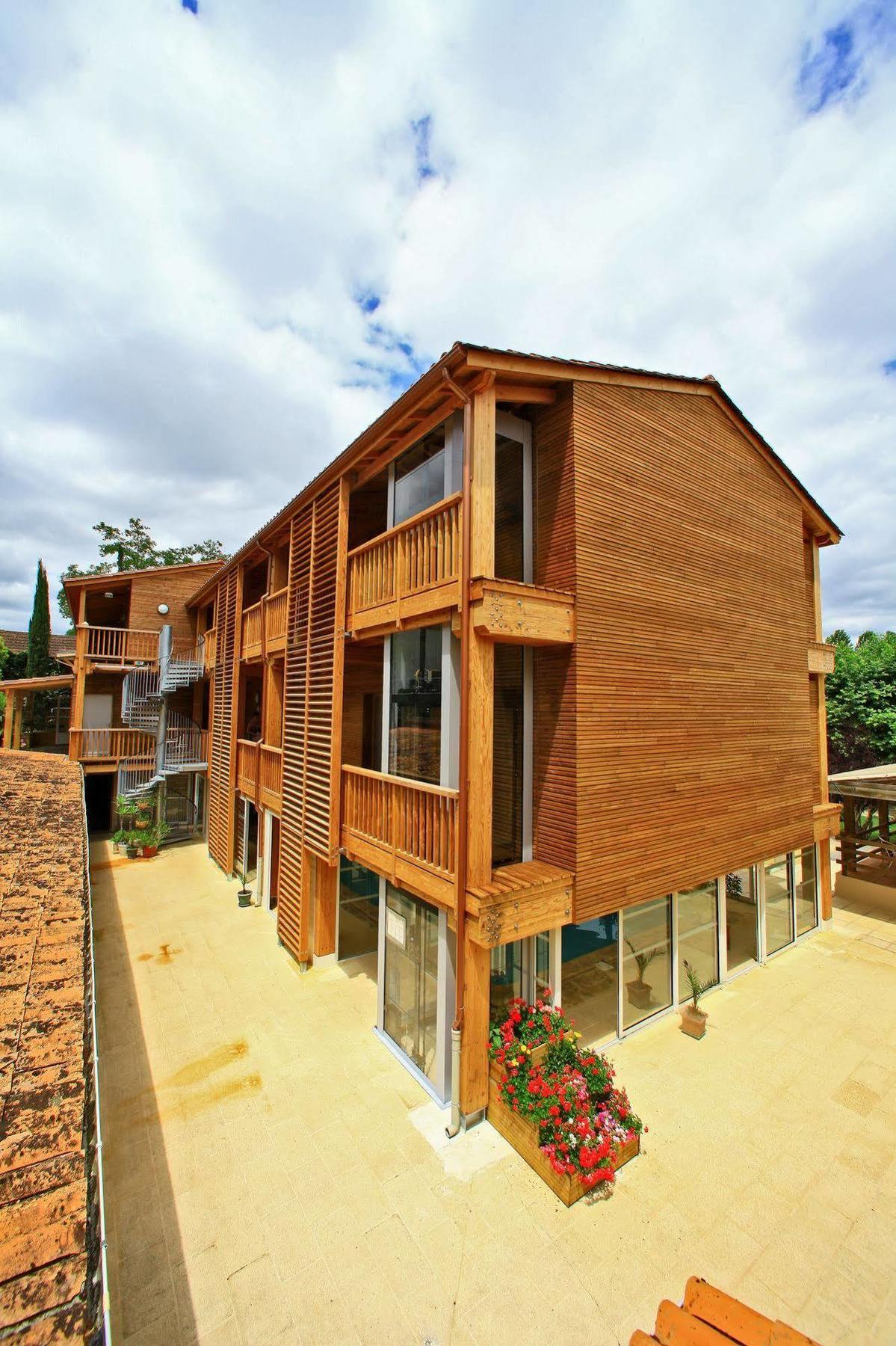 Auberge De La Petite Reine Siorac-en-Perigord Exterior photo